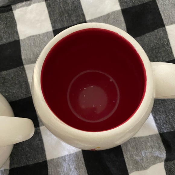 Rae Dunn Mr.Claus and Mrs.Claus Christmas mug set 🎅🏻🤶🏻 - Picture 5 of 6